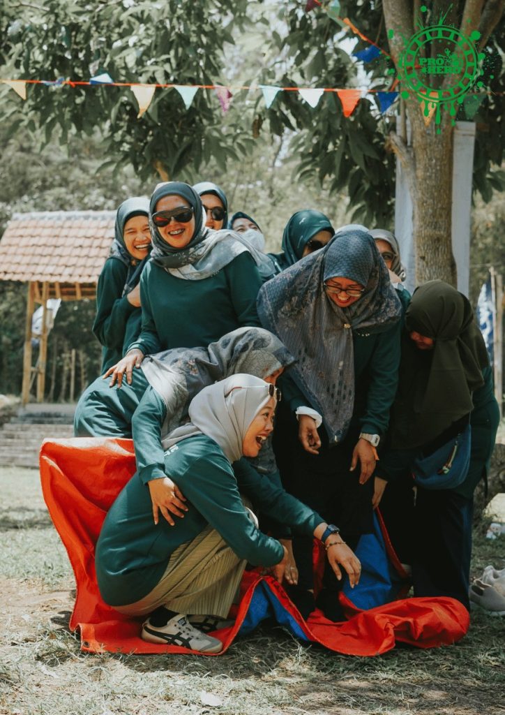 Paket outbound di Batu untuk kegiatan team building perusahaan